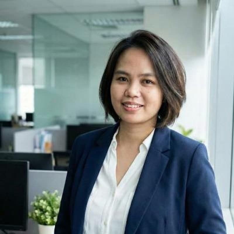 Carmela Flores, Developer